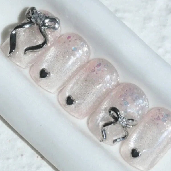 Make.N Bow Nail Charm | Make.N