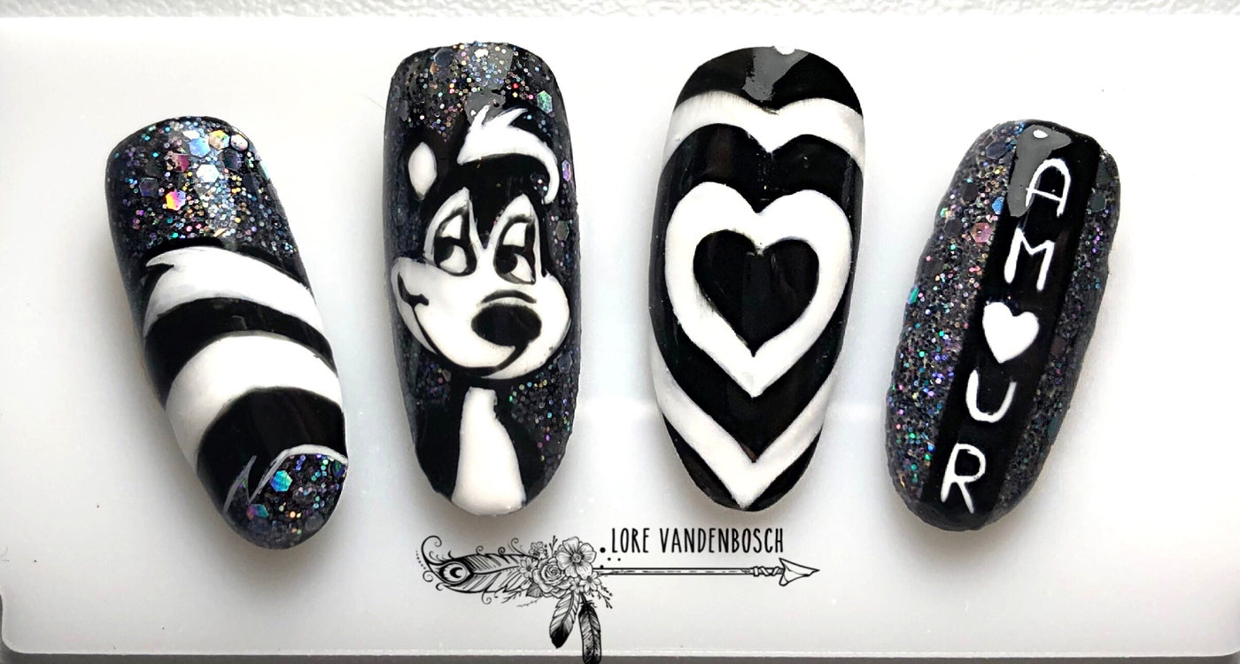 Pepe le pew design | The Blooom